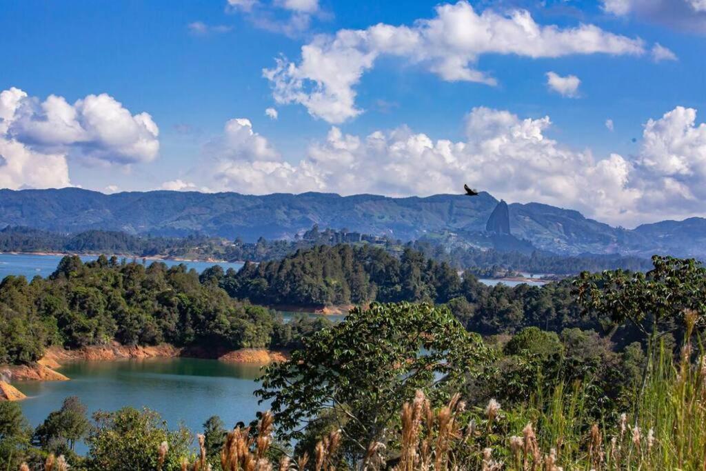 Sky House Cabana Guatape La Pradera  Luaran gambar